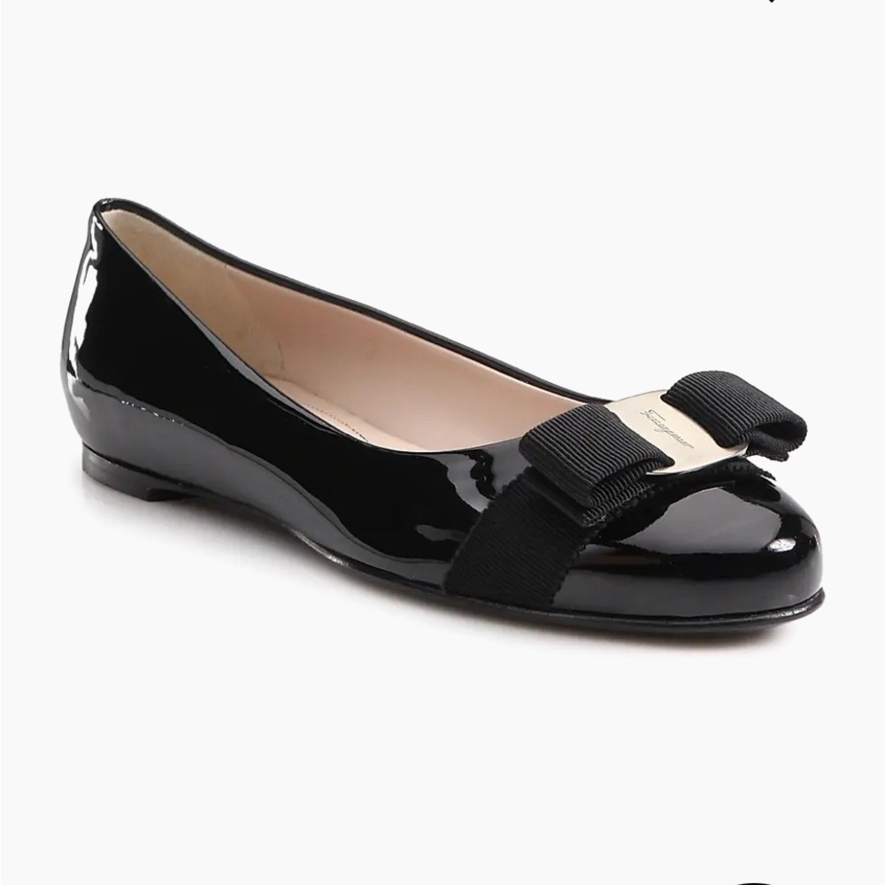 Salvatore Ferragamo Varina ballet flat Black Patent Leather Shoe Size 6.5 B
